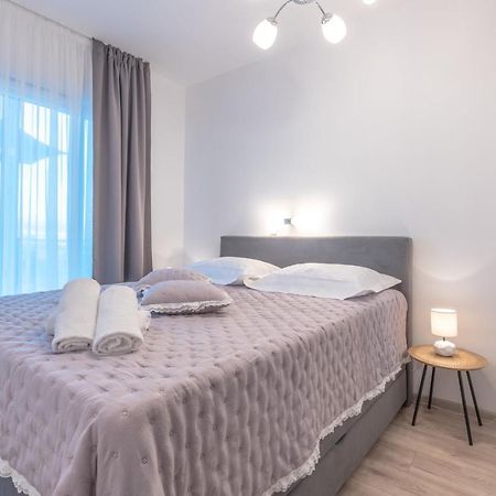 Holiday Home Insulam Mare Трогір Екстер'єр фото