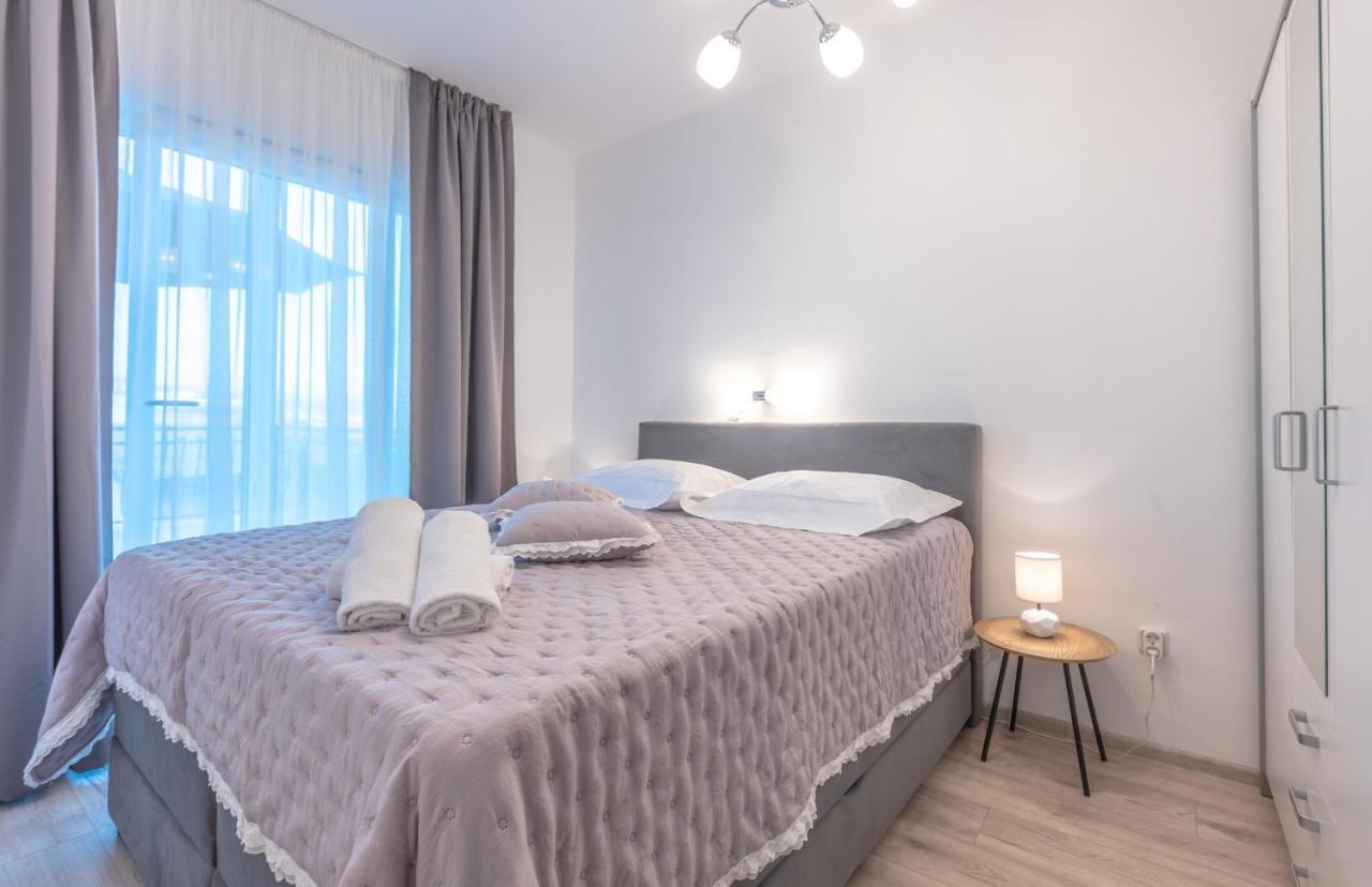 Holiday Home Insulam Mare Трогір Екстер'єр фото
