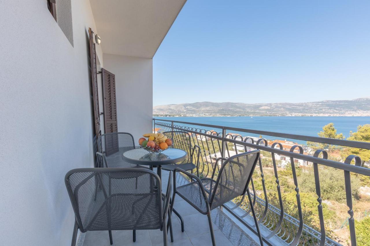 Holiday Home Insulam Mare Трогір Екстер'єр фото