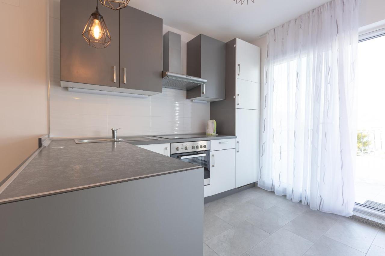 Holiday Home Insulam Mare Трогір Екстер'єр фото